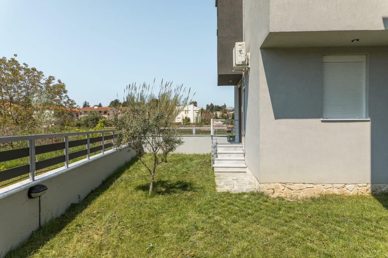 V Luxury Apartments Síviri Eksteriør bilde