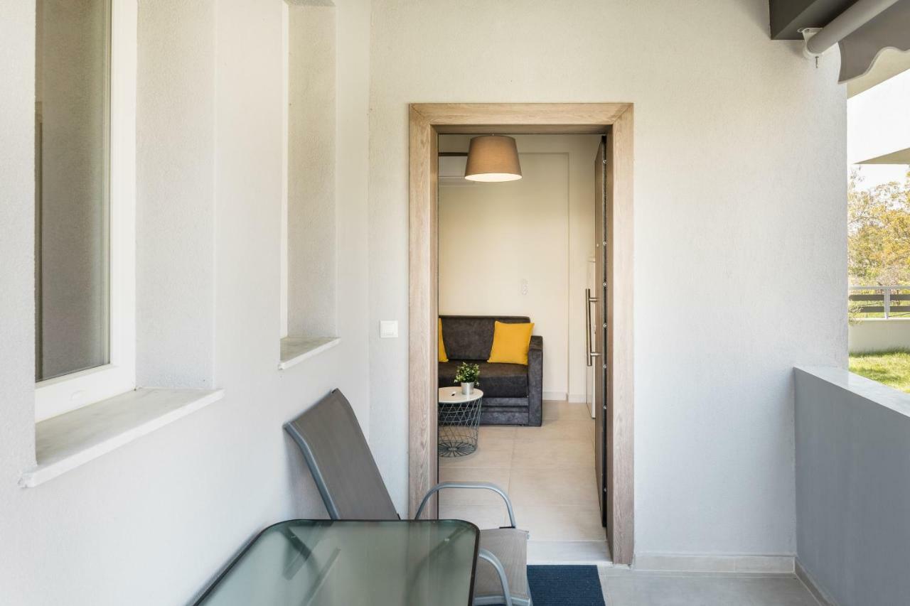 V Luxury Apartments Síviri Eksteriør bilde